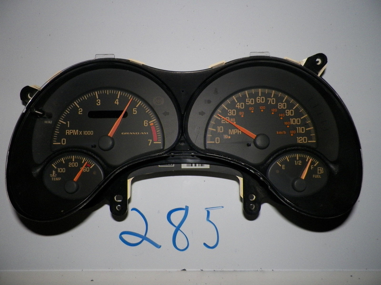 1999 PONTIAC GRAND AM SPEEDOMETER HEAD CLUSTER GAUGES TACH TEMP FUEL 99
