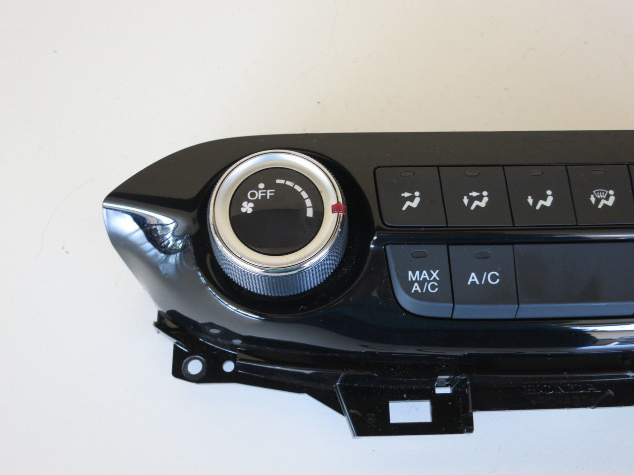 15 HONDA CR-V CRV CLIMATE CONTROL PANEL TEMPERATURE UNIT A/C HEATER OEM CC3273 15 HONDA CR-V CRV CLIMATE CONTROL PANEL TEMPERATURE UNIT A/C HEATER OEM CC3273