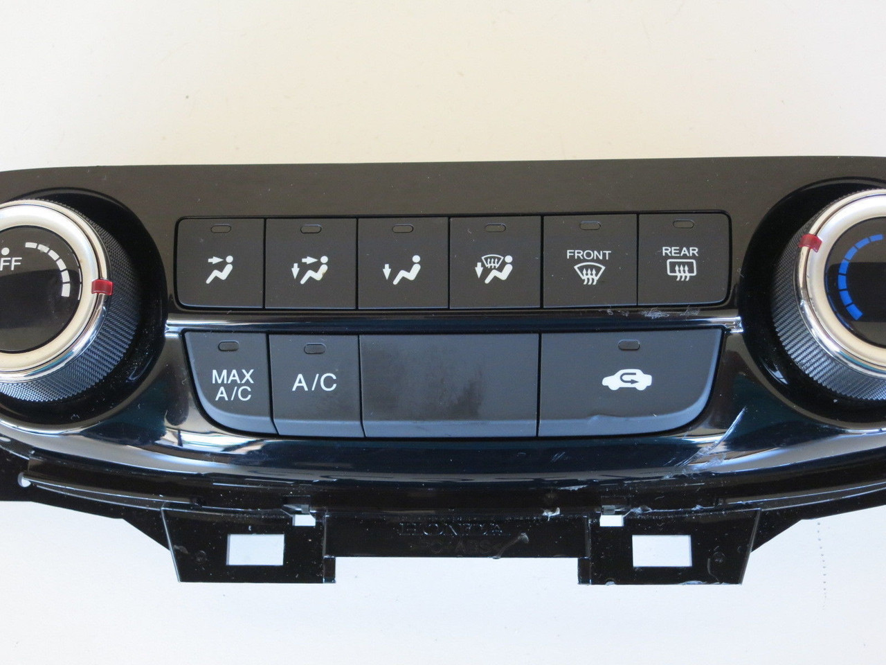 15 HONDA CR-V CRV CLIMATE CONTROL PANEL TEMPERATURE UNIT A/C HEATER OEM CC3273 15 HONDA CR-V CRV CLIMATE CONTROL PANEL TEMPERATURE UNIT A/C HEATER OEM CC3273