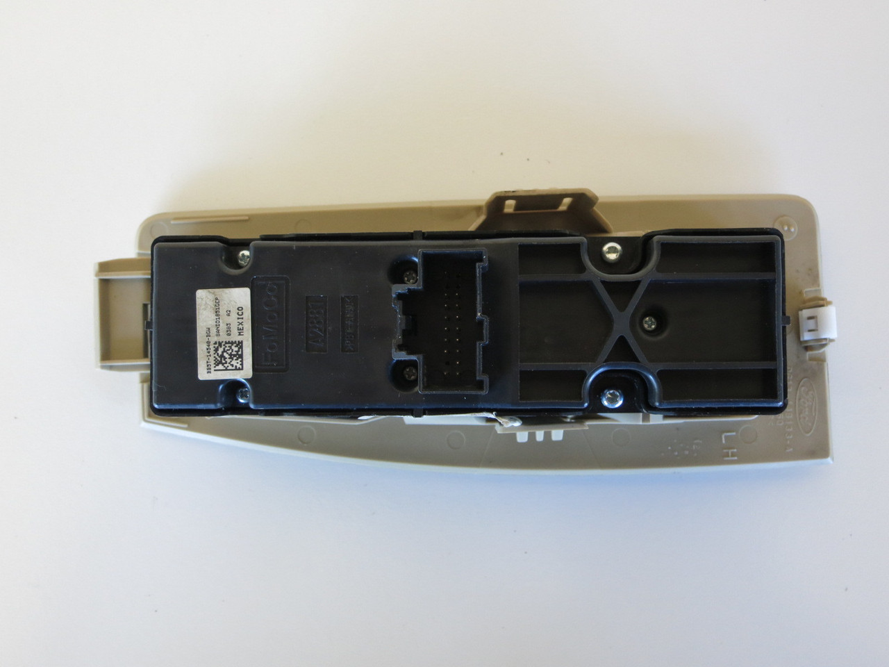 13 14 15 Ford Taurus Drivers Side Left Master Window Switch OEM 13 14 15 Ford Taurus Drivers Side Left Master Window Switch OEM