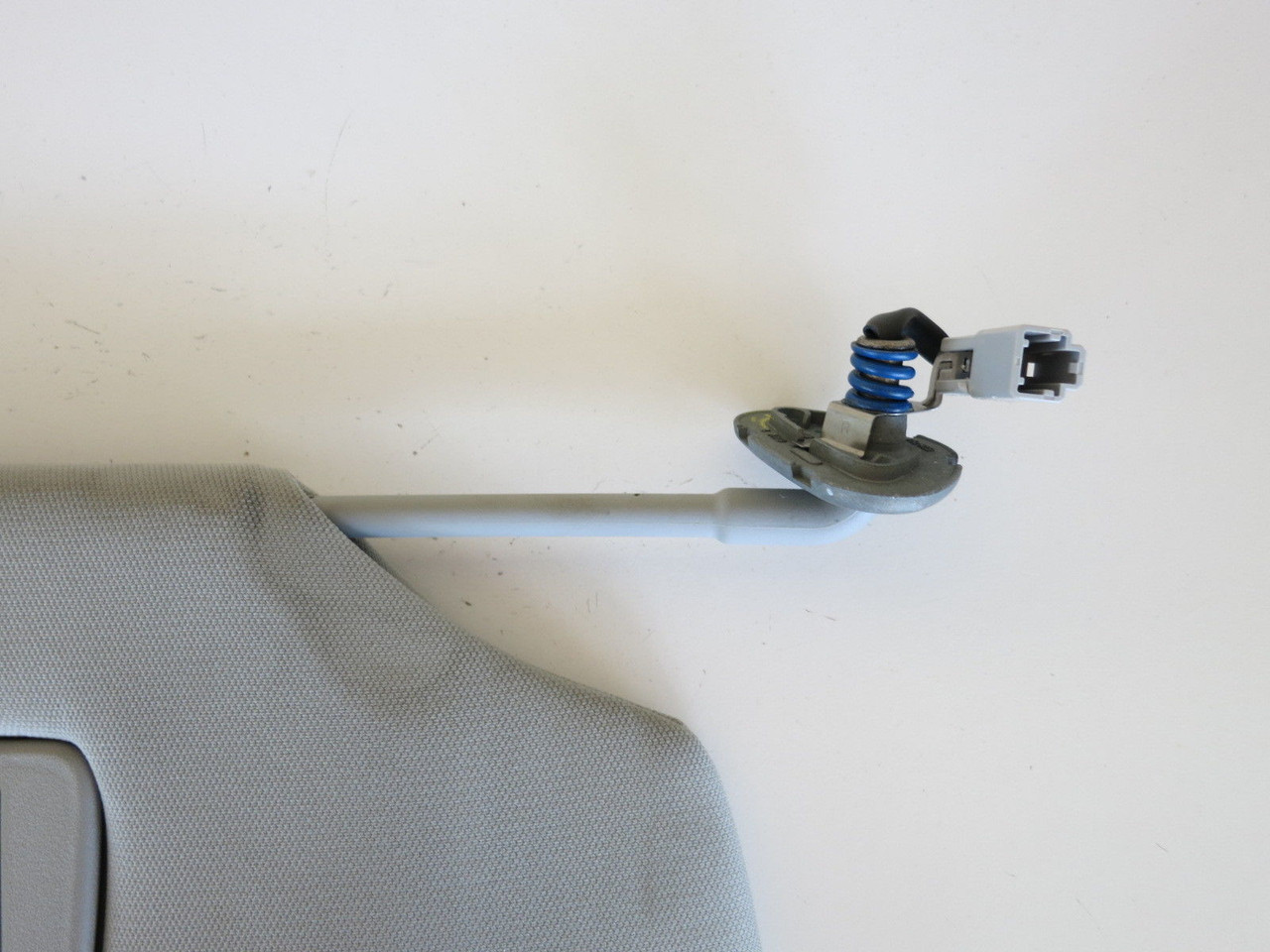 03 04 05 06 07 ACCORD RIGHT PASSENGER SIDE INTERIOR SUN VISOR