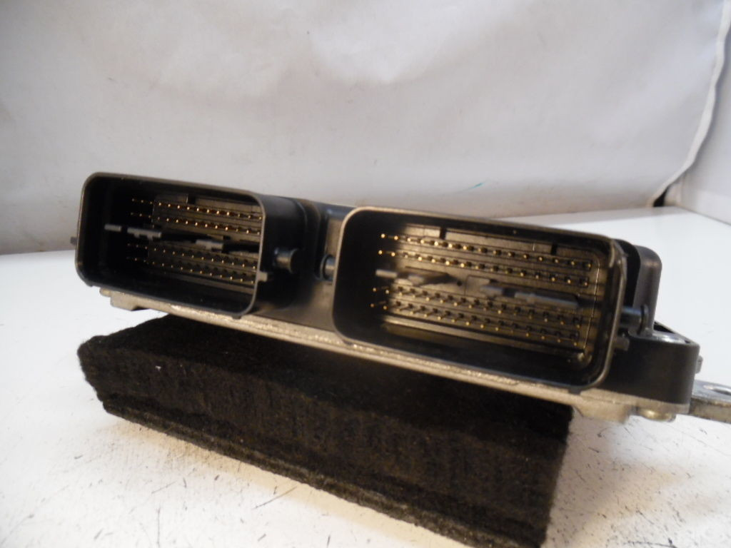 11 12 13 MAZDA 6 L5H6 18 881A COMPUTER BRAIN ENGINE CONTROL ECU