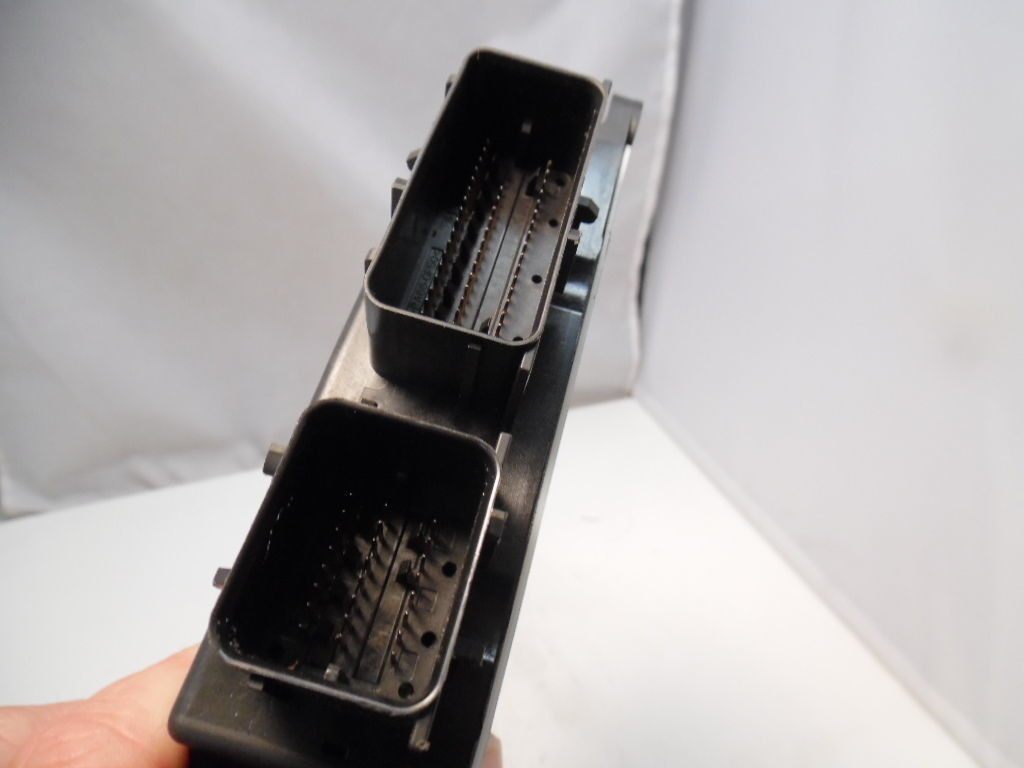 11-14 CADILLAC CTS 13589408 SRS SUPPLEMENTAL SAFETLY RESTRAINT SYSTEM MODULE