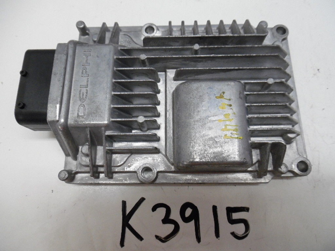 12 13 AZERA GENESIS SANTA FE TRANSMISSION TCU TCM SHIFT MODULE UNIT K3915 12 13 AZERA GENESIS SANTA FE TRANSMISSION TCU TCM SHIFT MODULE UNIT K3915