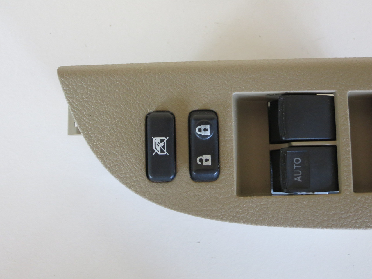 08 09 10 11 12 13 Toyota Highlander Drivers Side Left Master Window Switch OEM