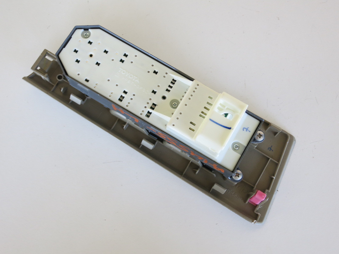 08 09 10 11 12 13 Toyota Highlander Drivers Side Left Master Window Switch OEM