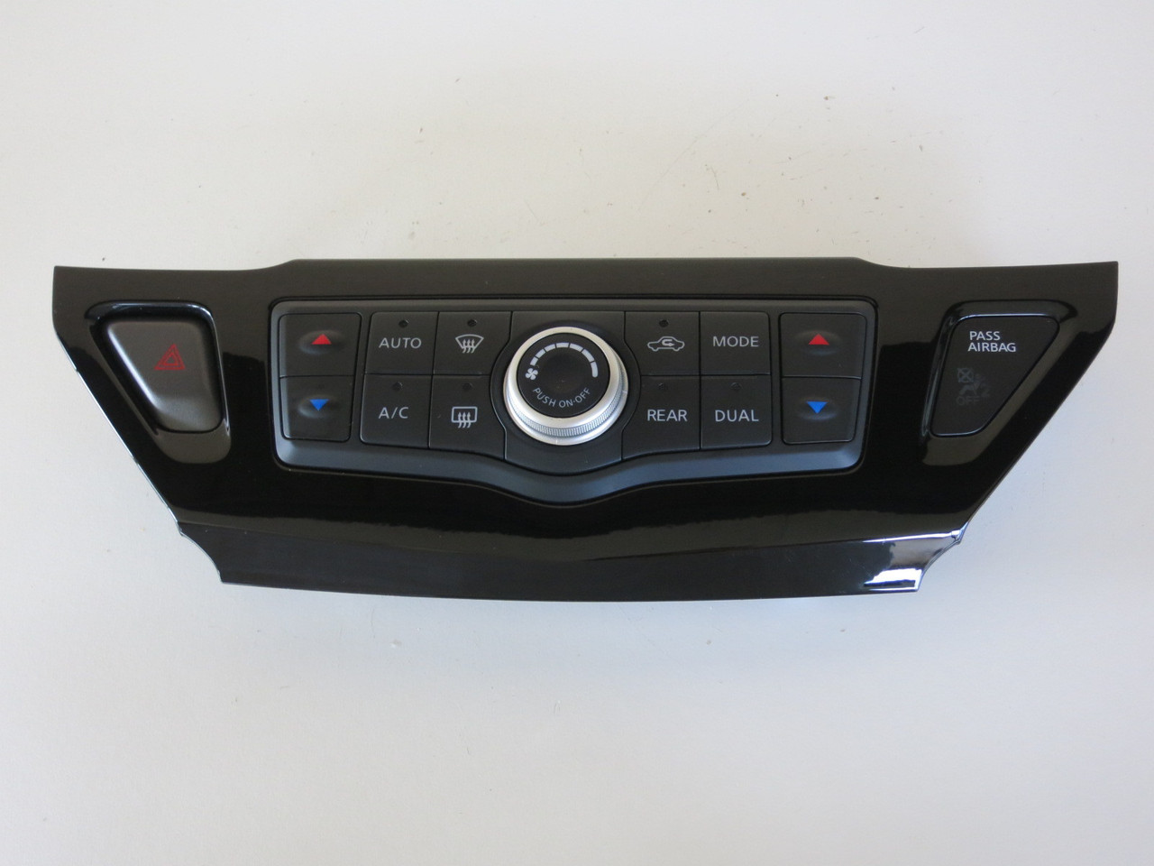 13-17 Nissan Pathfinder Climate Control Panel Temperature Unit A/C Heater