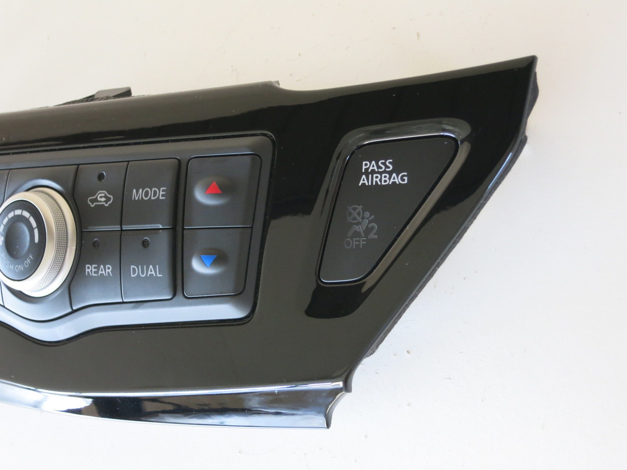 13-17 Nissan Pathfinder Climate Control Panel Temperature Unit A/C Heater