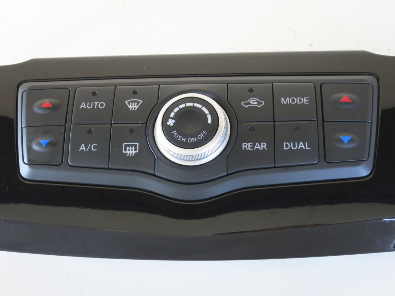 13-17 Nissan Pathfinder Climate Control Panel Temperature Unit A/C Heater