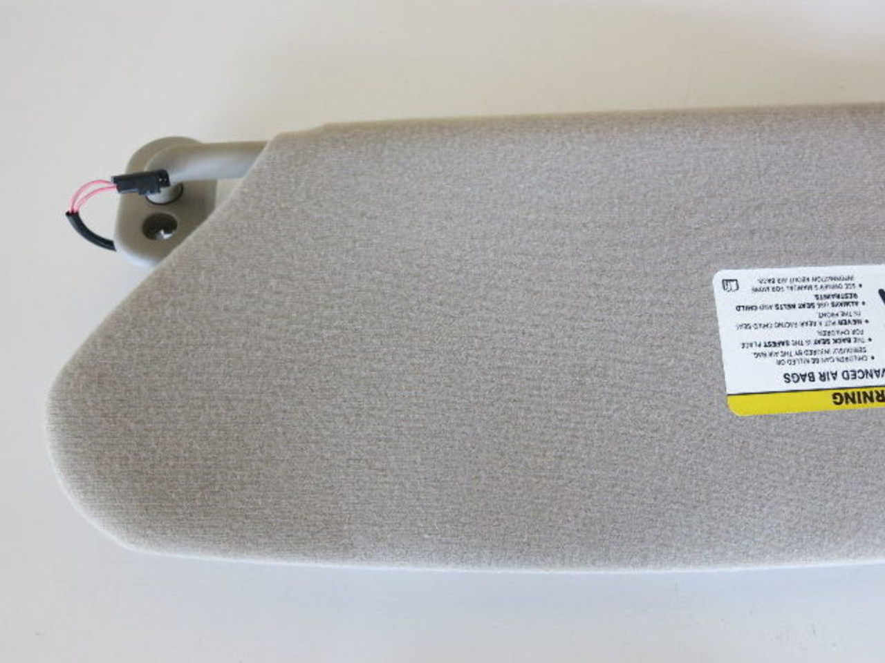04 05 06 PACIFICA RIGHT PASSENGER SIDE INTERIOR SUN VISOR SUNVISOR GREY V5901