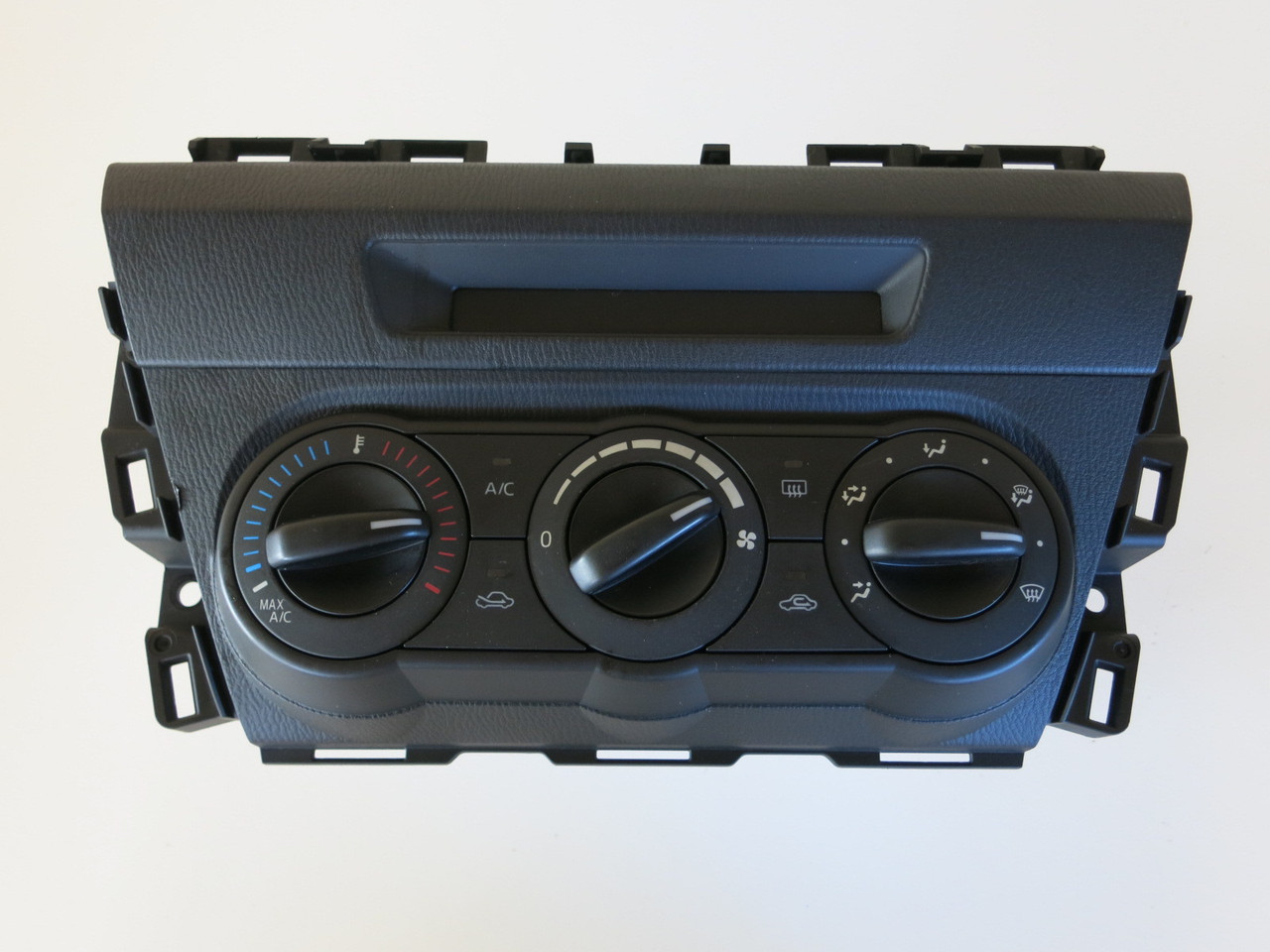 mei . 14 15 Mazda 3 Climate Control Panel Temperature Unit A/C Heater