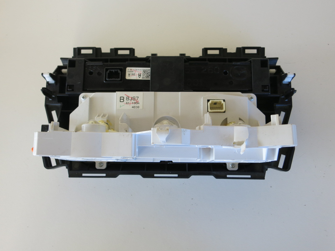 14 15 Mazda 3 Climate Control Panel Temperature Unit A/C Heater