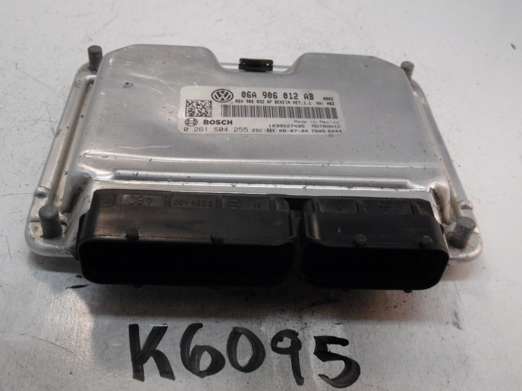 11 GOLF JETTA 06A 906 012 AB COMPUTER BRAIN ENGINE CONTROL ECU ECM MODULE K6095
