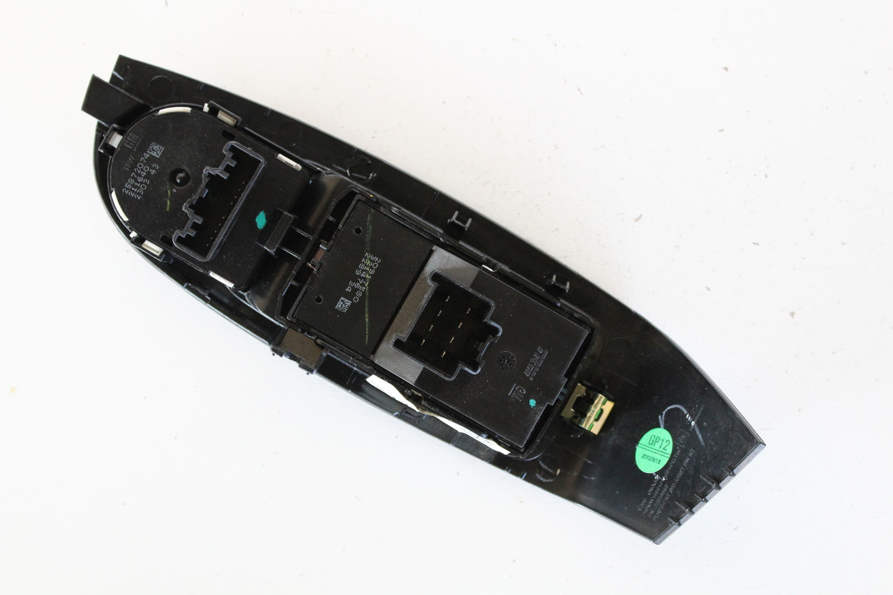 13 Chevy Malibu Drivers Side Left Master Window Switch OEM 13 Chevy Malibu Drivers Side Left Master Window Switch OEM