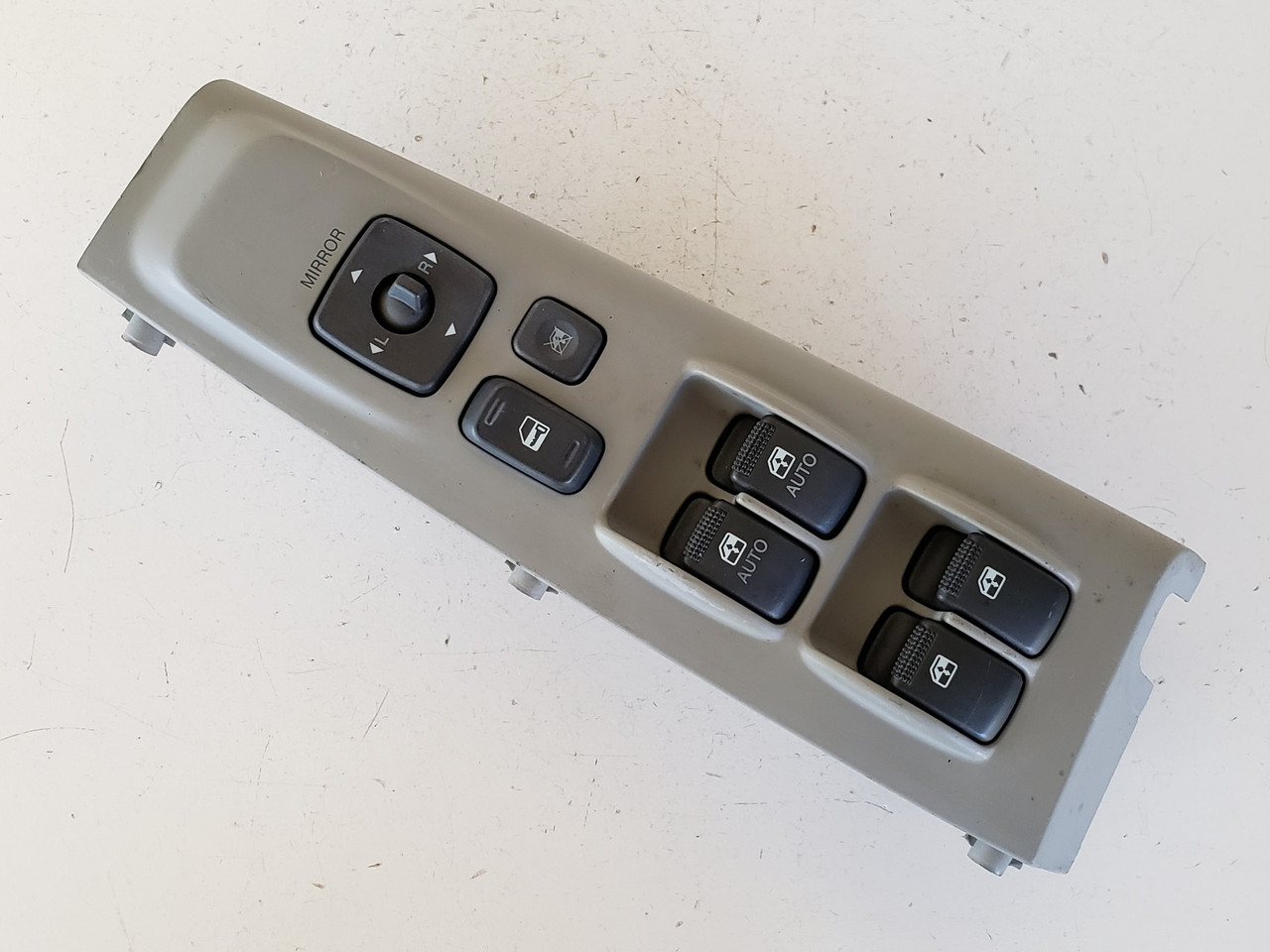 06 07 08 09 Hyundai Azera Drivers Side Left Master Window Switch OEM