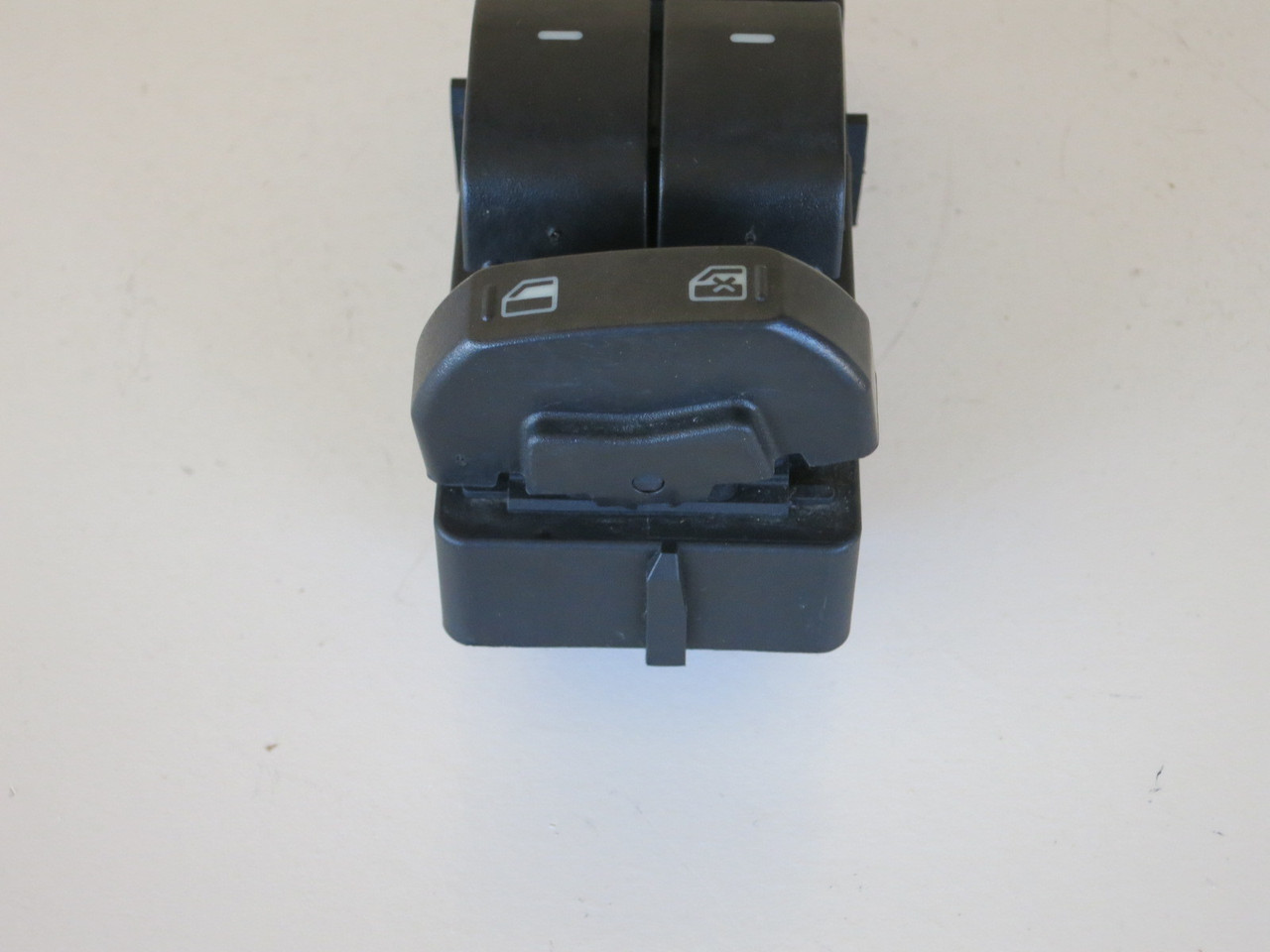 08 09 10 Ford Explorer Drivers Side Left Master Window Switch OEM