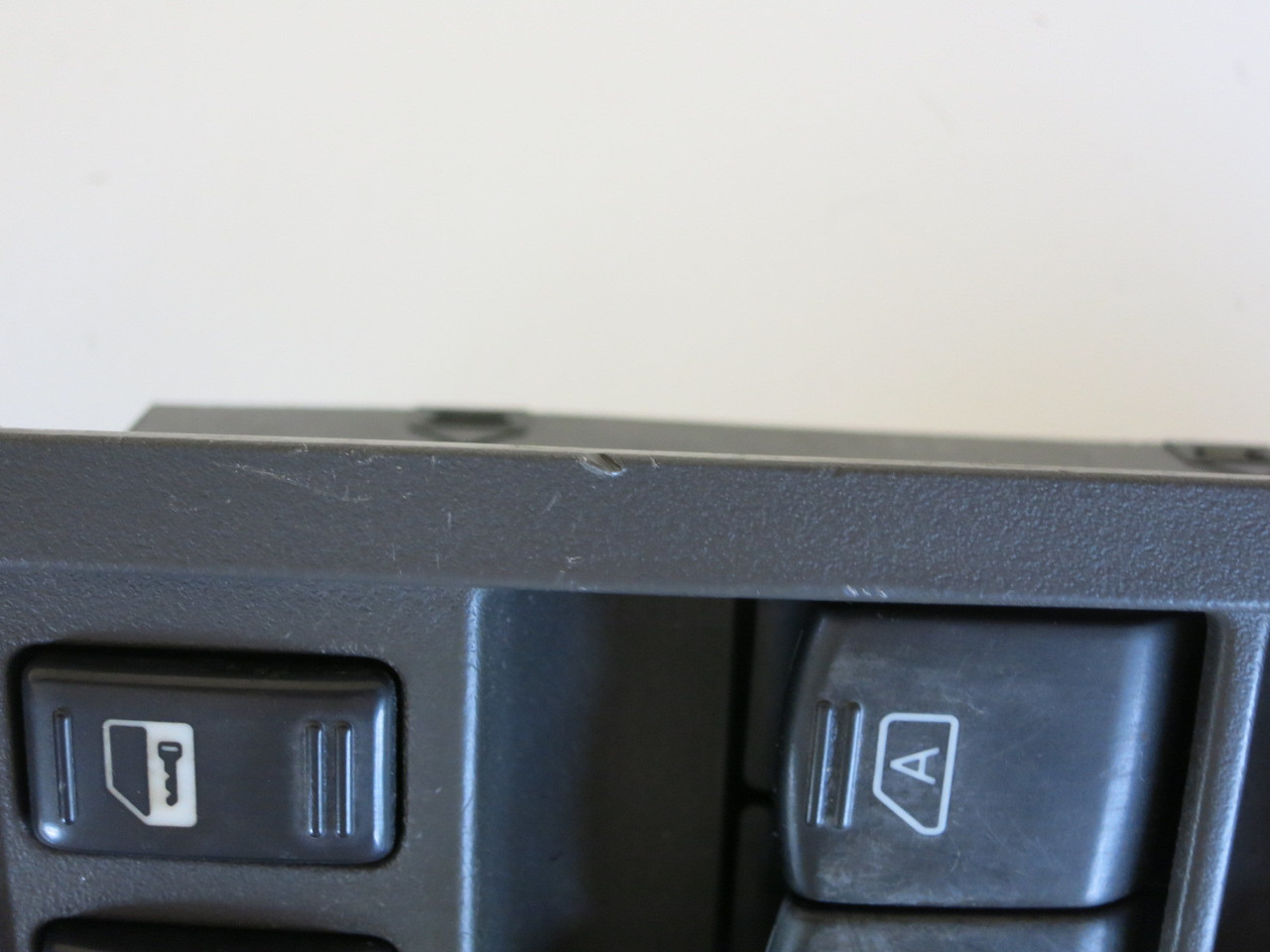04 05 06 07 Nissan Armada Drivers Side Left Master Window Switch OEM