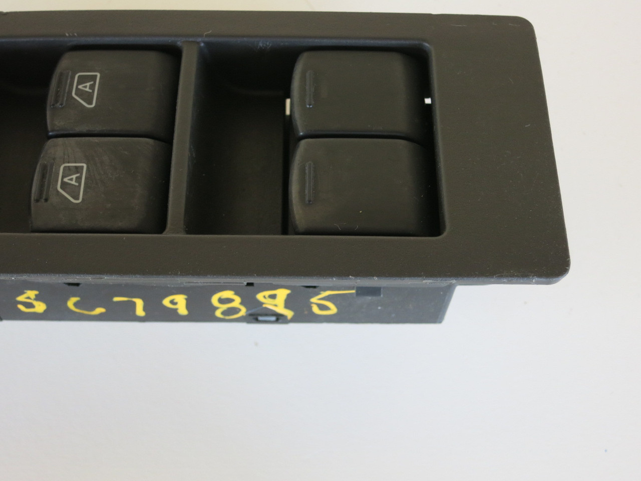 04 05 06 07 Nissan Armada Drivers Side Left Master Window Switch OEM