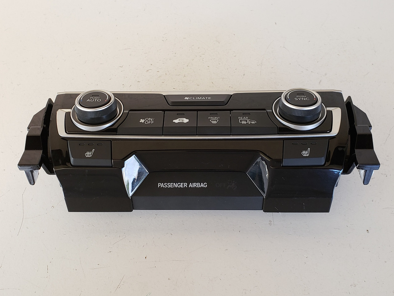 16 17 Honda Civic Climate Control Panel Temperature Unit A/C Heater 16 17 Honda Civic Climate Control Panel Temperature Unit A/C Heater