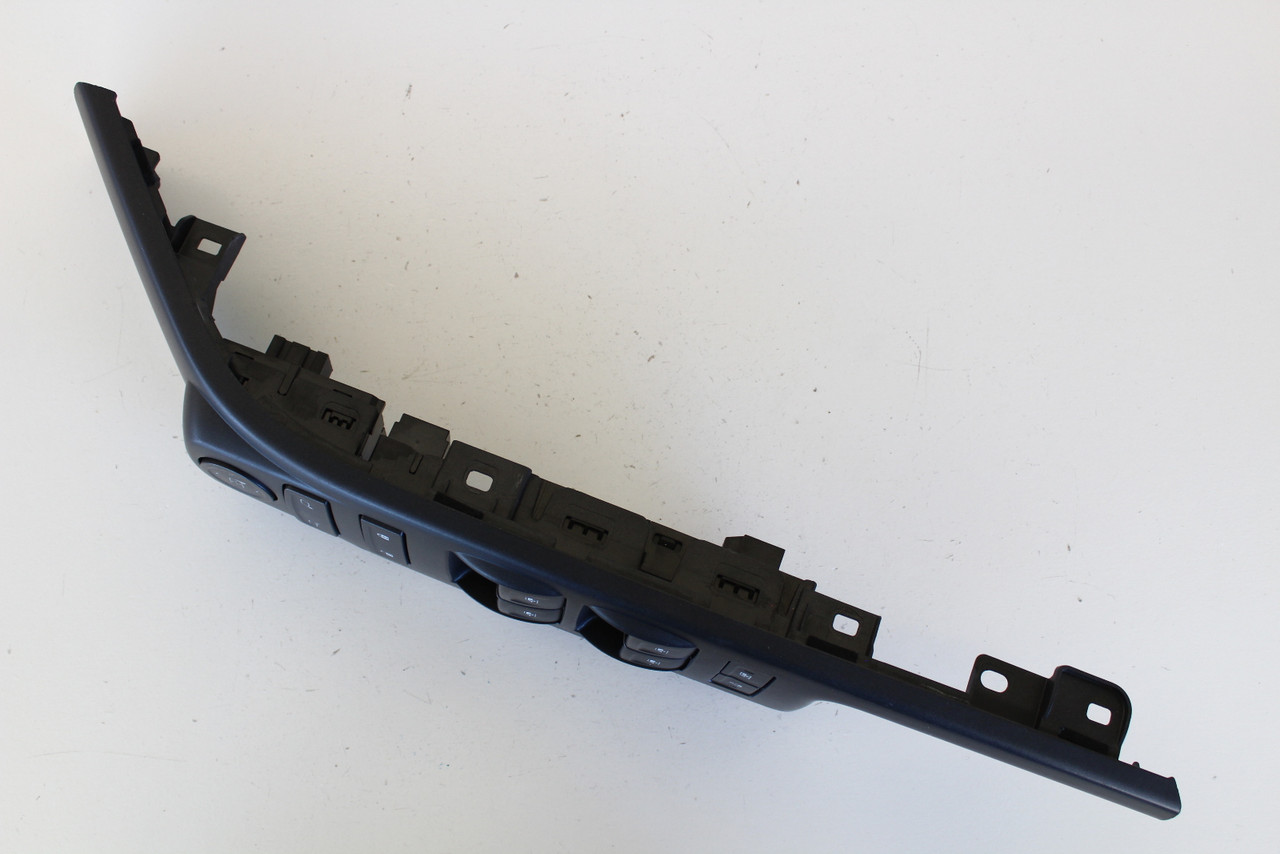 14 15 16 17 18 Chevy Silverado 1500 Drivers Side Left Master Window Switch OEM 14 15 16 17 18 Chevy Silverado 1500 Drivers Side Left Master Window Switch OEM