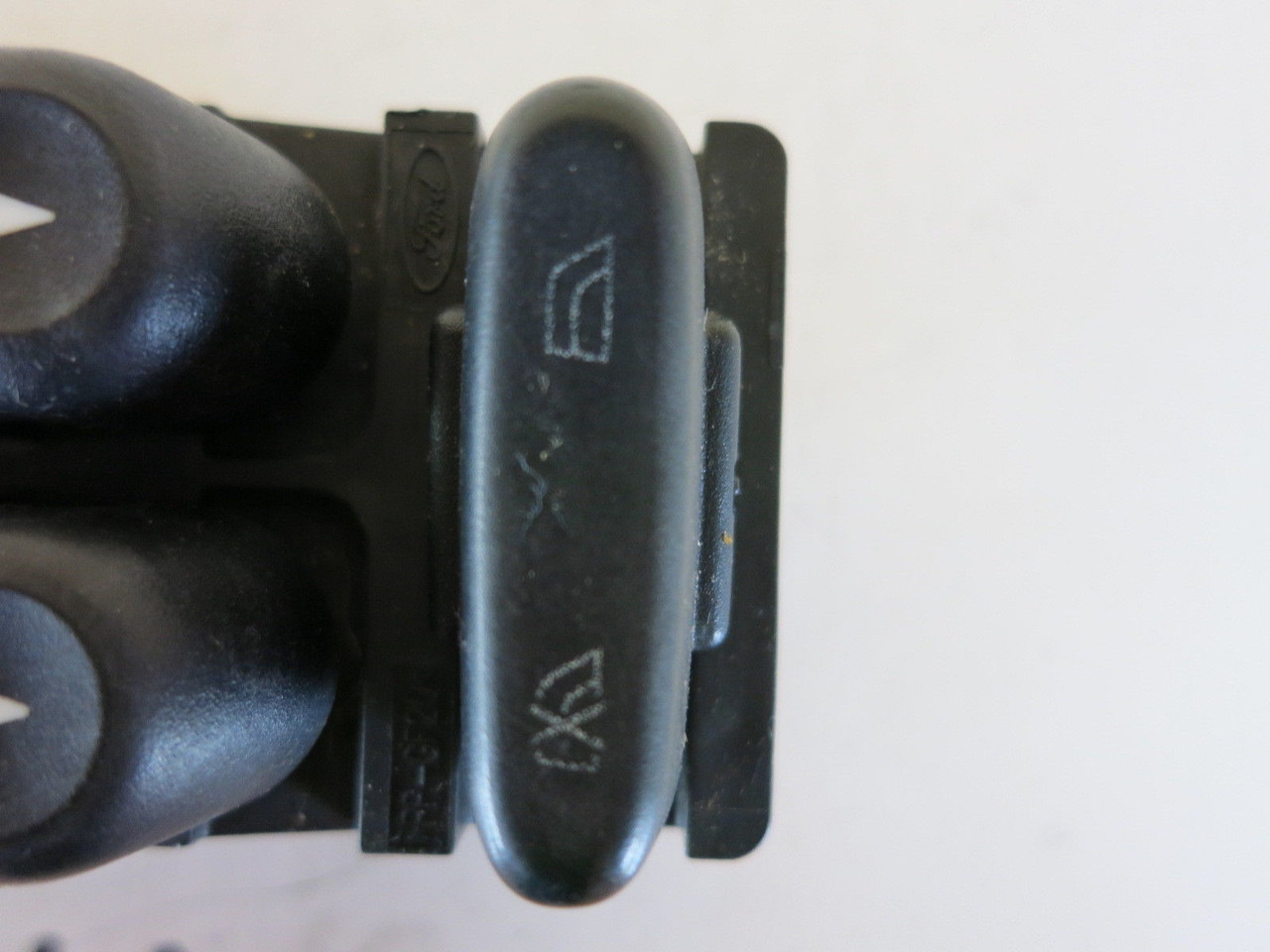 02 03 04 05 EXPLORER F-150 F150 DRIVERS SIDE LEFT MASTER WINDOW SWITCH OEM M410