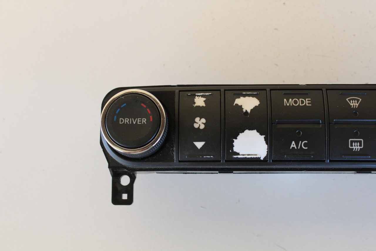 07 08 Nissan Maxima Climate Control Panel Temperature Unit A/C Heater 07 08 Nissan Maxima Climate Control Panel Temperature Unit A/C Heater