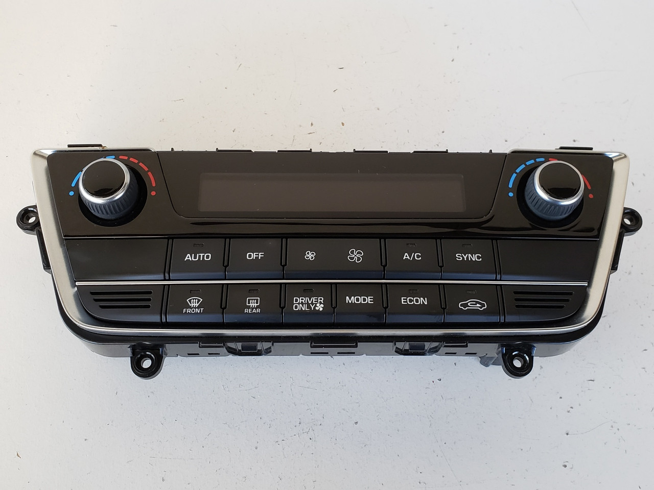 16 17 Hyundai Sonata Climate Control Panel Temperature Unit A/C Heater 16 17 Hyundai Sonata Climate Control Panel Temperature Unit A/C Heater