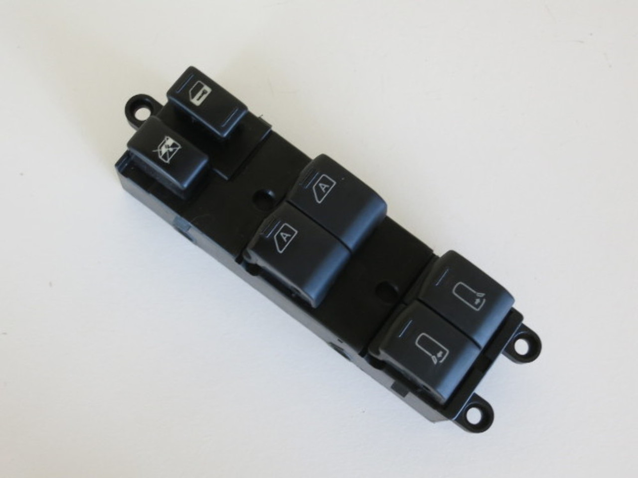 04 05 06 07 Nissan Quest Drivers Side Left Master Window Switch OEM