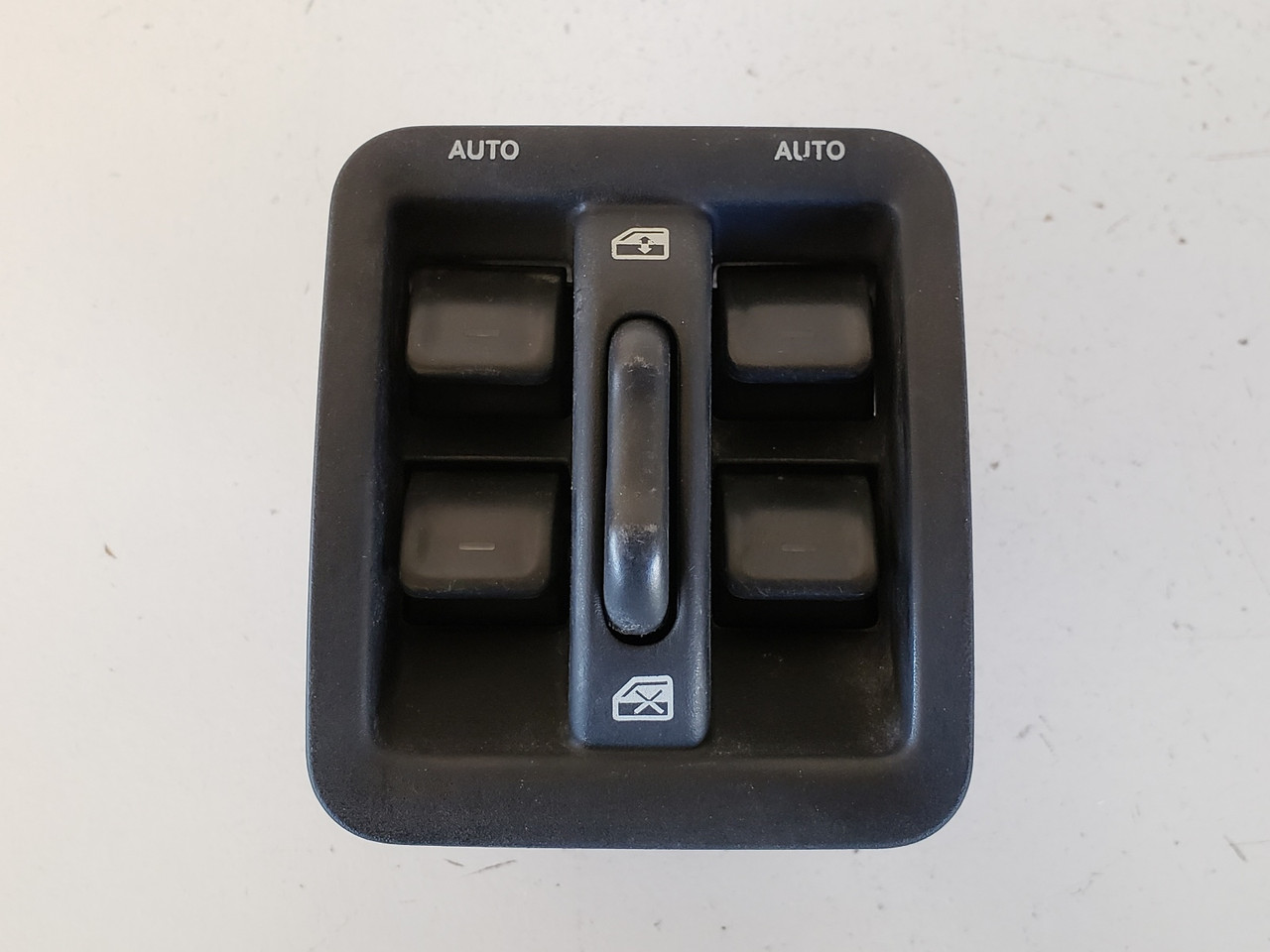 11 12 13 14 15 16 Jeep Wrangler Drivers Side Left Master Window Switch OEM 11 12 13 14 15 16 Jeep Wrangler Drivers Side Left Master Window Switch OEM