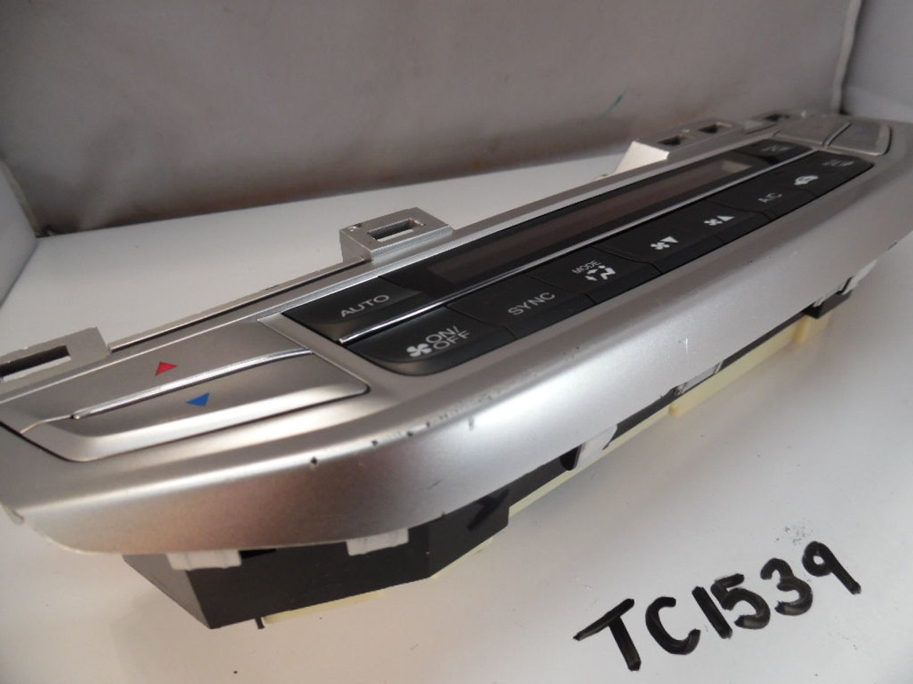 13 14 15 ACCORD CLIMATE CONTROL PANEL TEMPERATURE UNIT A/C HEATER OEM TC1539