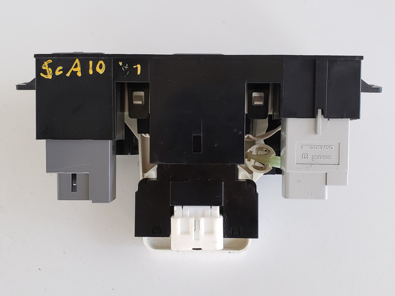 97-99 Toyota Camry Climate Control Panel Temperature Unit A/C Heater 97-99 Toyota Camry Climate Control Panel Temperature Unit A/C Heater