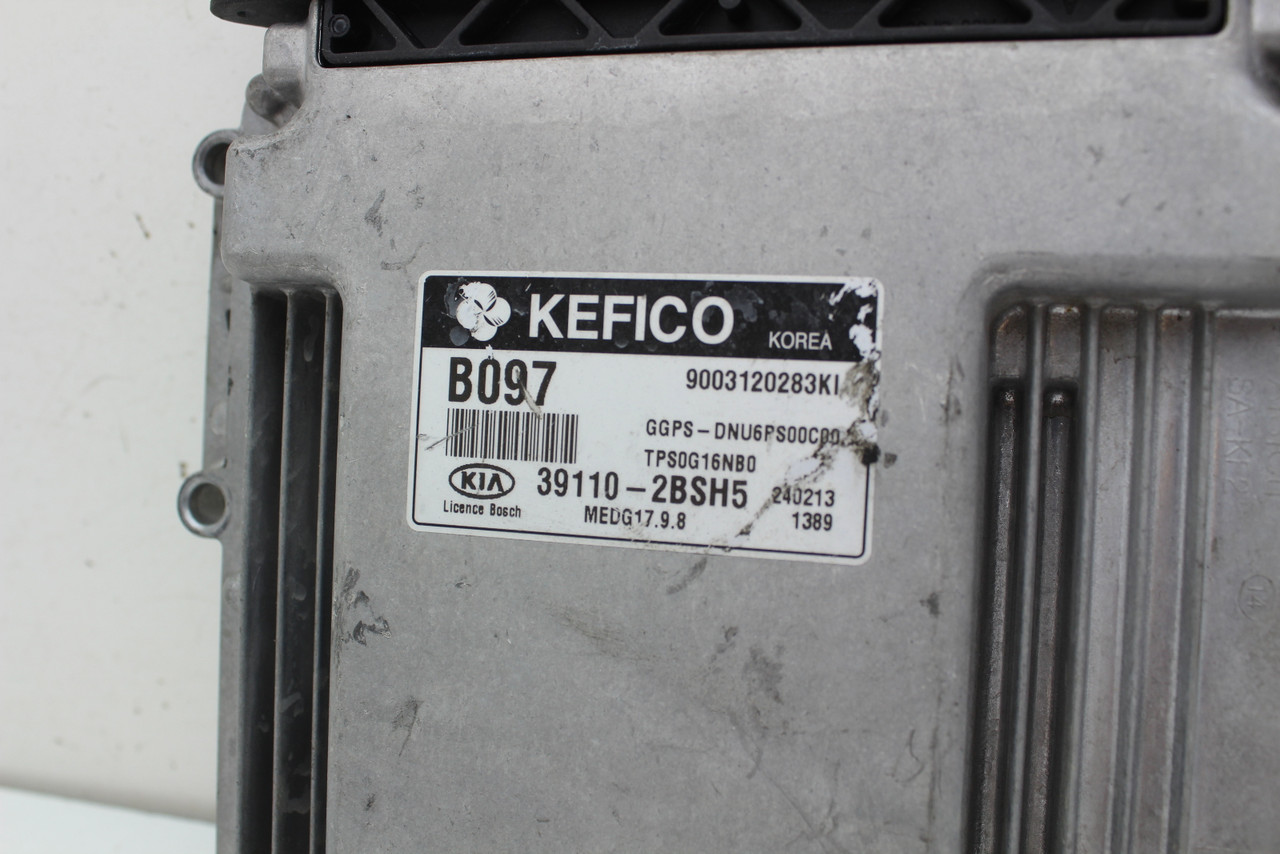 14 Kia Soul 39110-2BSH5 Computer Brain Engine Control ECU ECM EBX Module