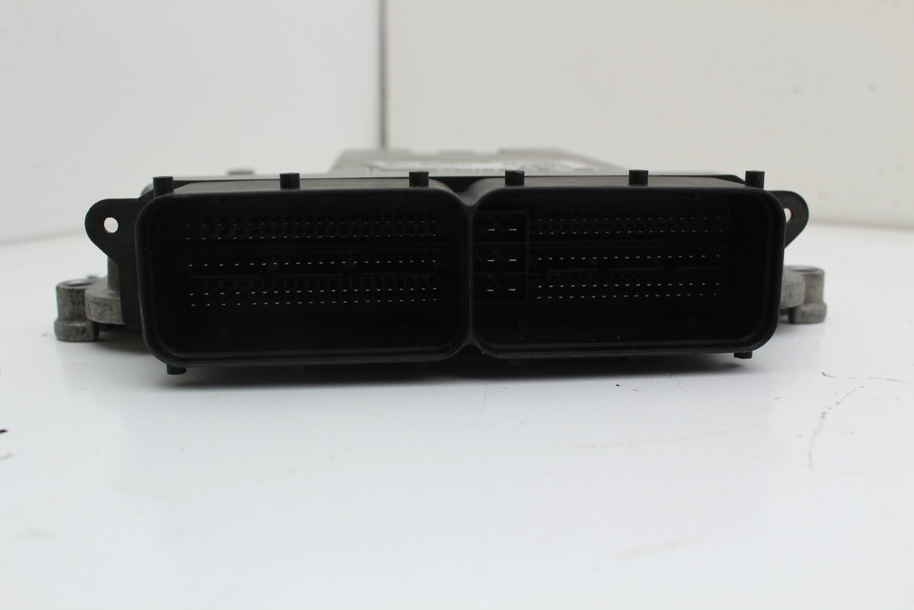 14 Kia Soul 39110-2BSH5 Computer Brain Engine Control ECU ECM EBX Module