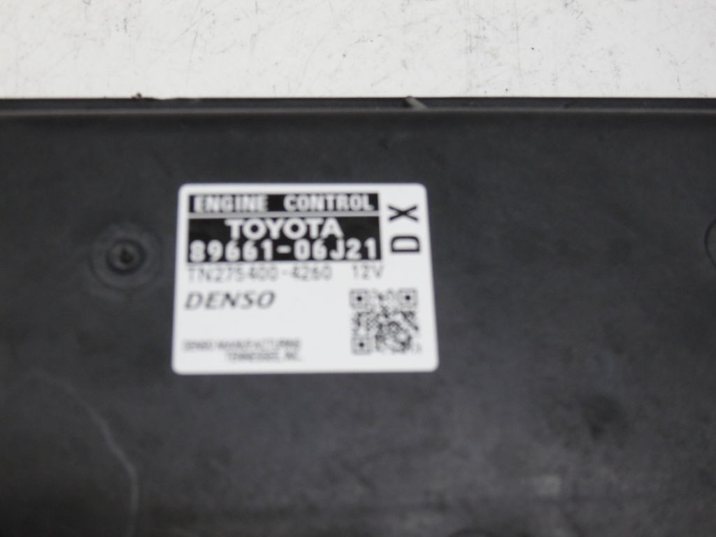 10-11 TOYOTA CAMRY MT 89661-06J21 COMPUTER  ENGINE CONTROL ECU ECM MODULE K4467