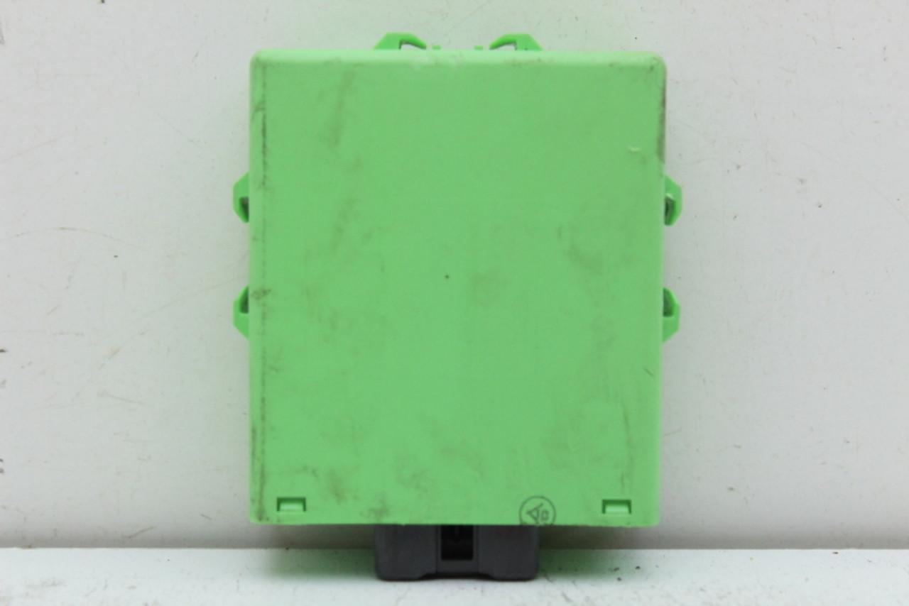 98-05 Lexus GS300 82642-33020 Relay Running Light Control Module