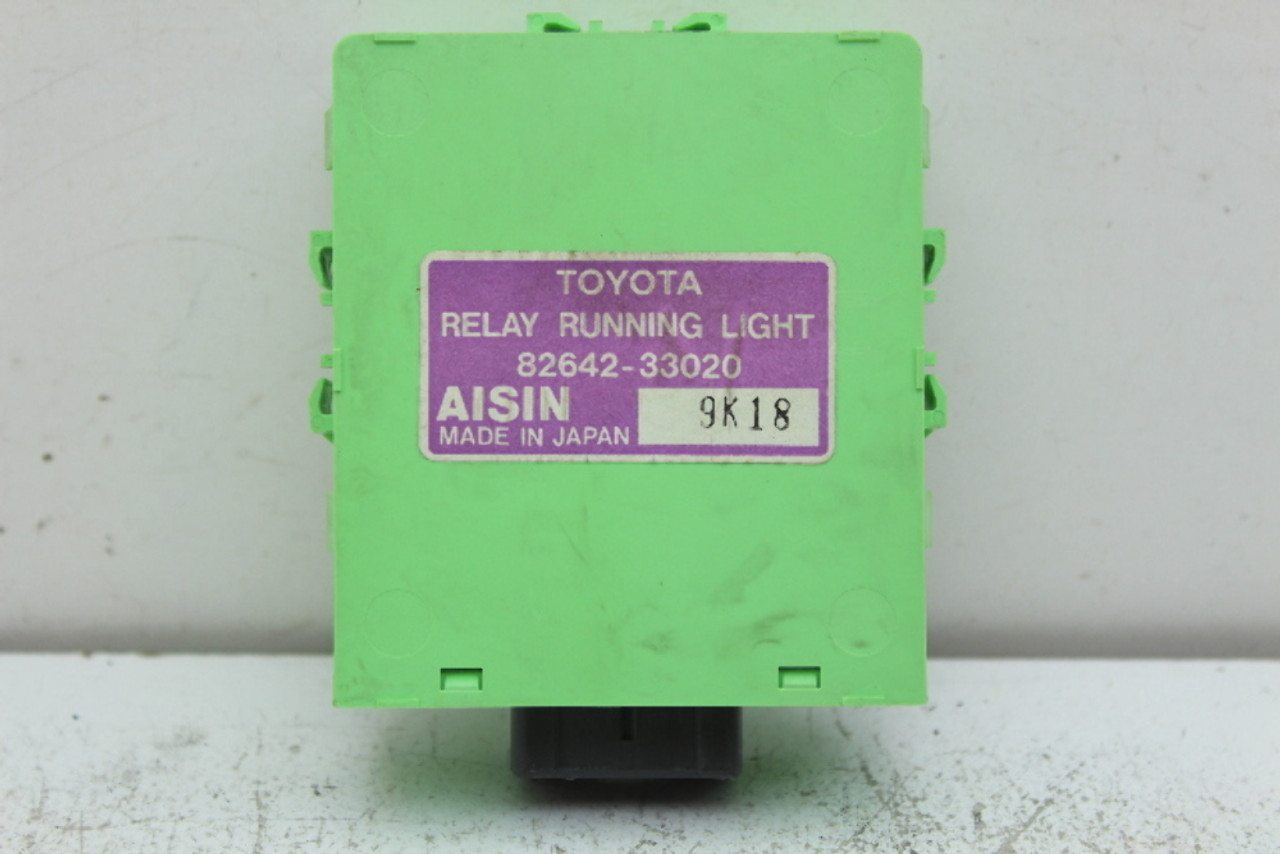 98-05 Lexus GS300 82642-33020 Relay Running Light Control Module