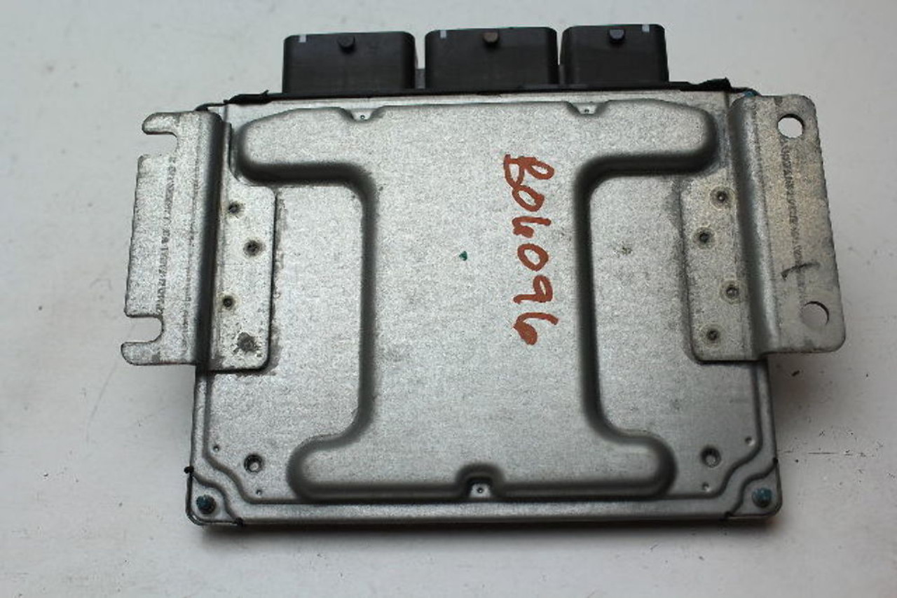 13 14 ALTIMA MEC300-012 A1 COMPUTER BRAIN ENGINE CONTROL ECU ECM MODULE K8843 13 14 ALTIMA MEC300-012 A1 COMPUTER BRAIN ENGINE CONTROL ECU ECM MODULE K8843