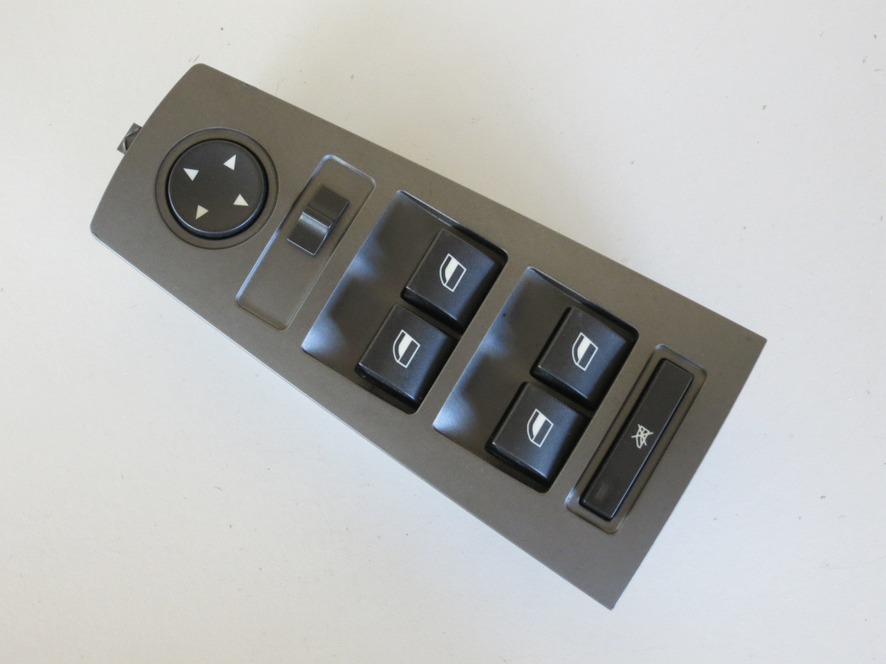 02 03 04 05 Bmw 745i Drivers Side Left Master Window Switch OEM