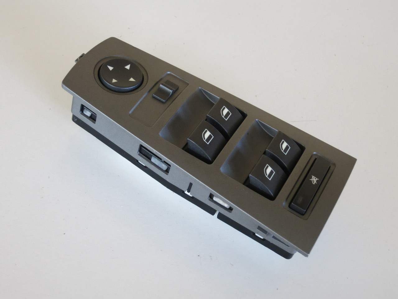 02 03 04 05 Bmw 745i Drivers Side Left Master Window Switch OEM