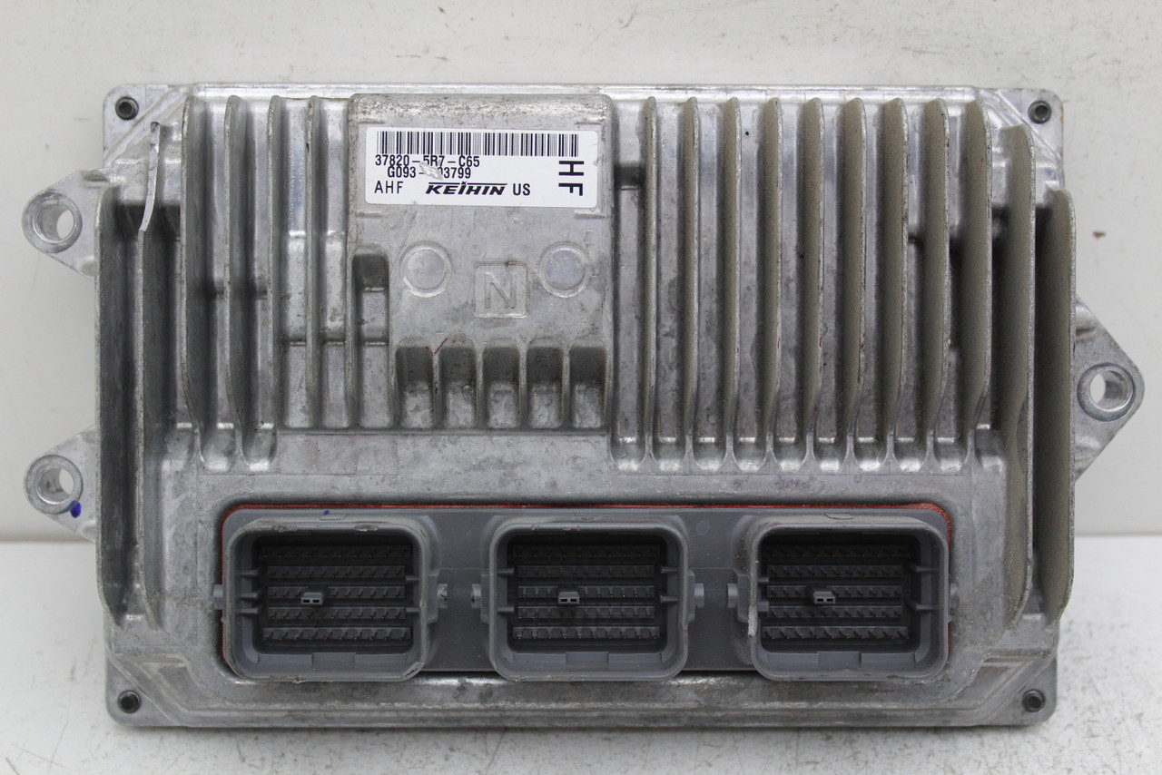 15 16 Honda Fit 37820-5R7-C65 Computer Brain Engine Control ECU ECM EBX Module