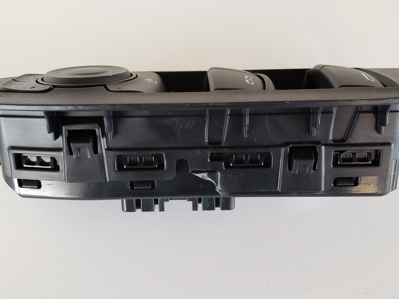 GI　 Amazon.com: GM Genuine Parts 84513466 Jet Black Rear Side Door