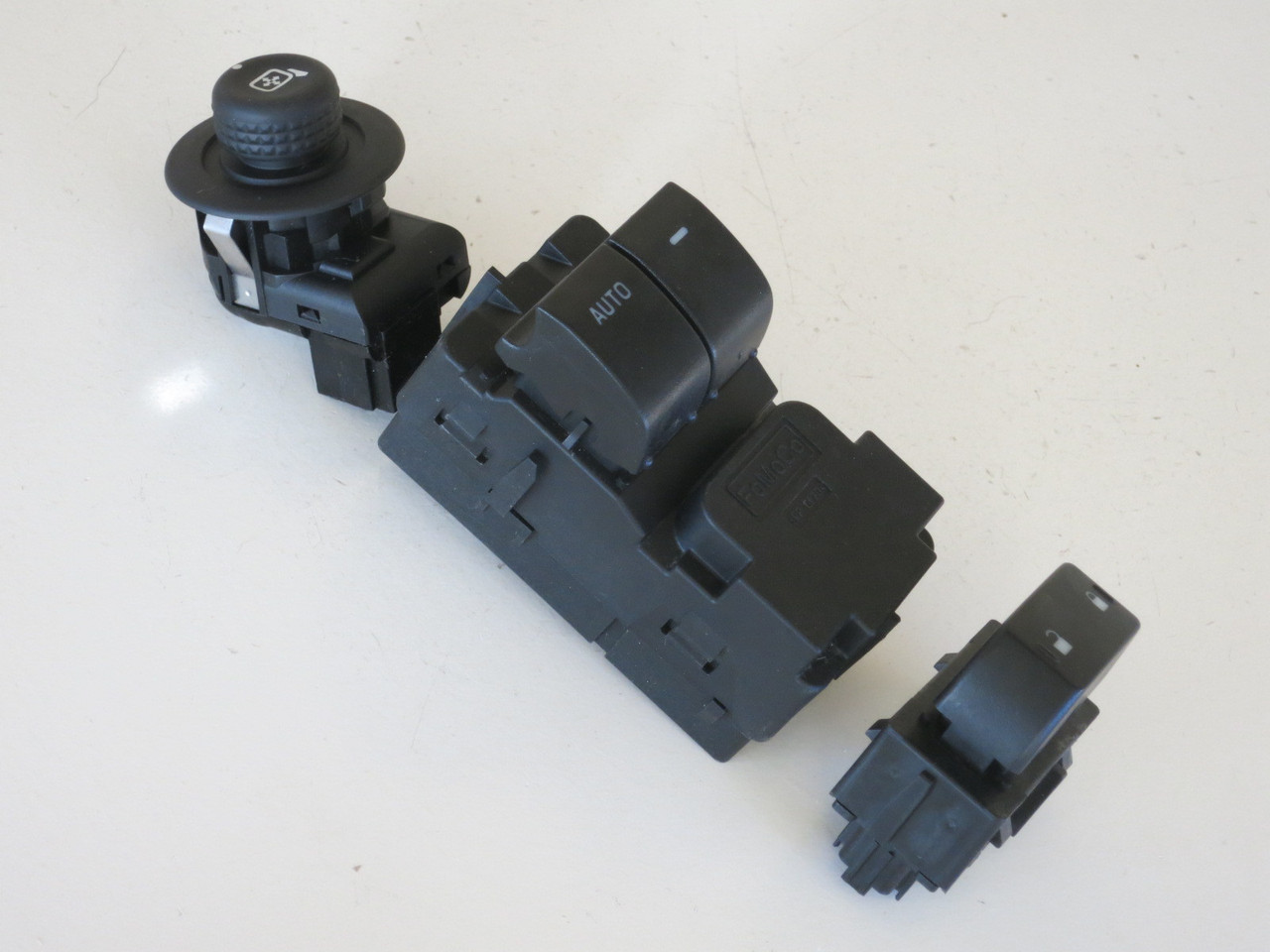 08 09 10 11 Ford Ranger Drivers Side Left Master Window Switch OEM