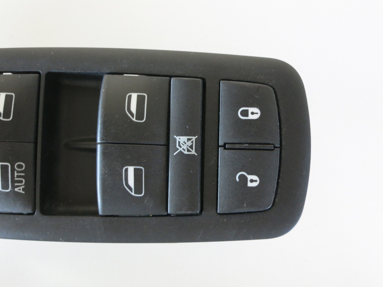 11 12 13 14 15 16 Dodge Journey Drivers Side Left Master Window Switch OEM 11 12 13 14 15 16 Dodge Journey Drivers Side Left Master Window Switch OEM