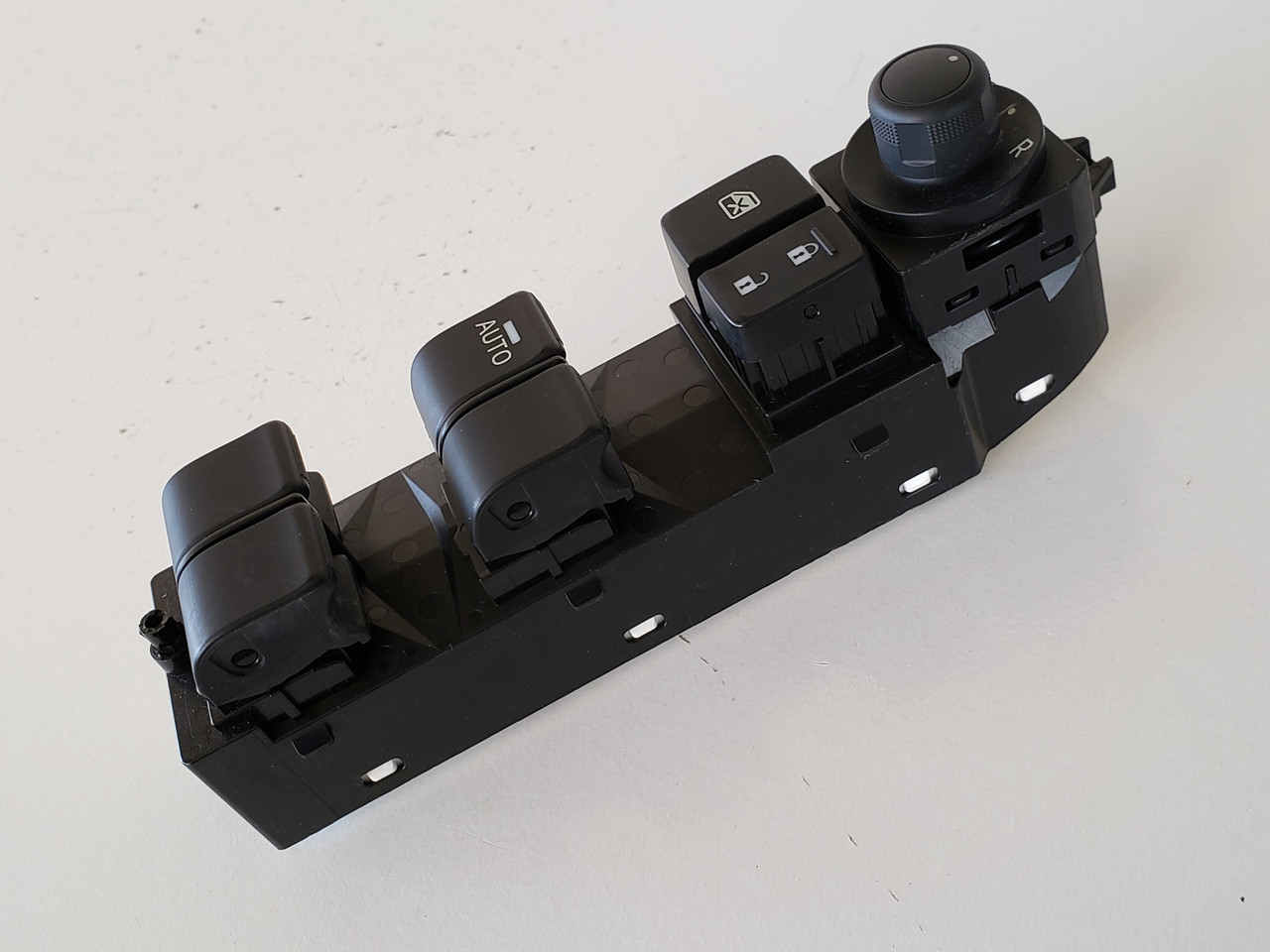 18 Mazda 3 Drivers Side Left Master Window Switch OEM 18 Mazda 3 Drivers Side Left Master Window Switch OEM