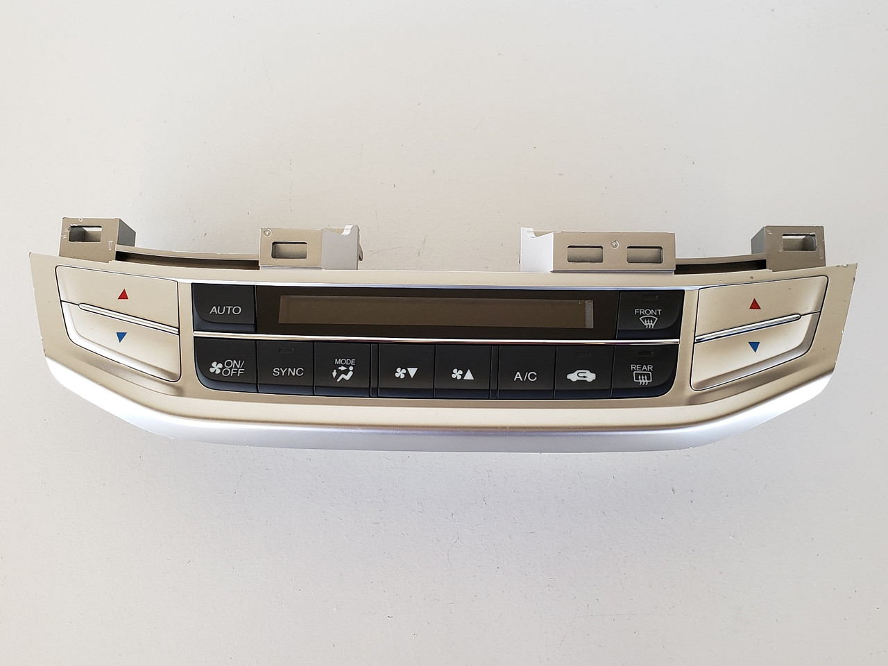 13-15 Accord LX 79600-T2F-A61 Climate Control Panel Temperature Unit A/C Heater 13-15 Accord LX 79600-T2F-A61 Climate Control Panel Temperature Unit A/C Heater