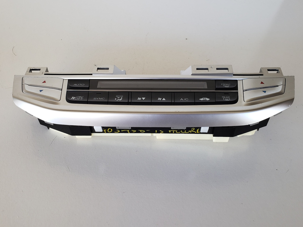 13-15 Accord LX 79600-T2F-A61 Climate Control Panel Temperature Unit A/C Heater 13-15 Accord LX 79600-T2F-A61 Climate Control Panel Temperature Unit A/C Heater