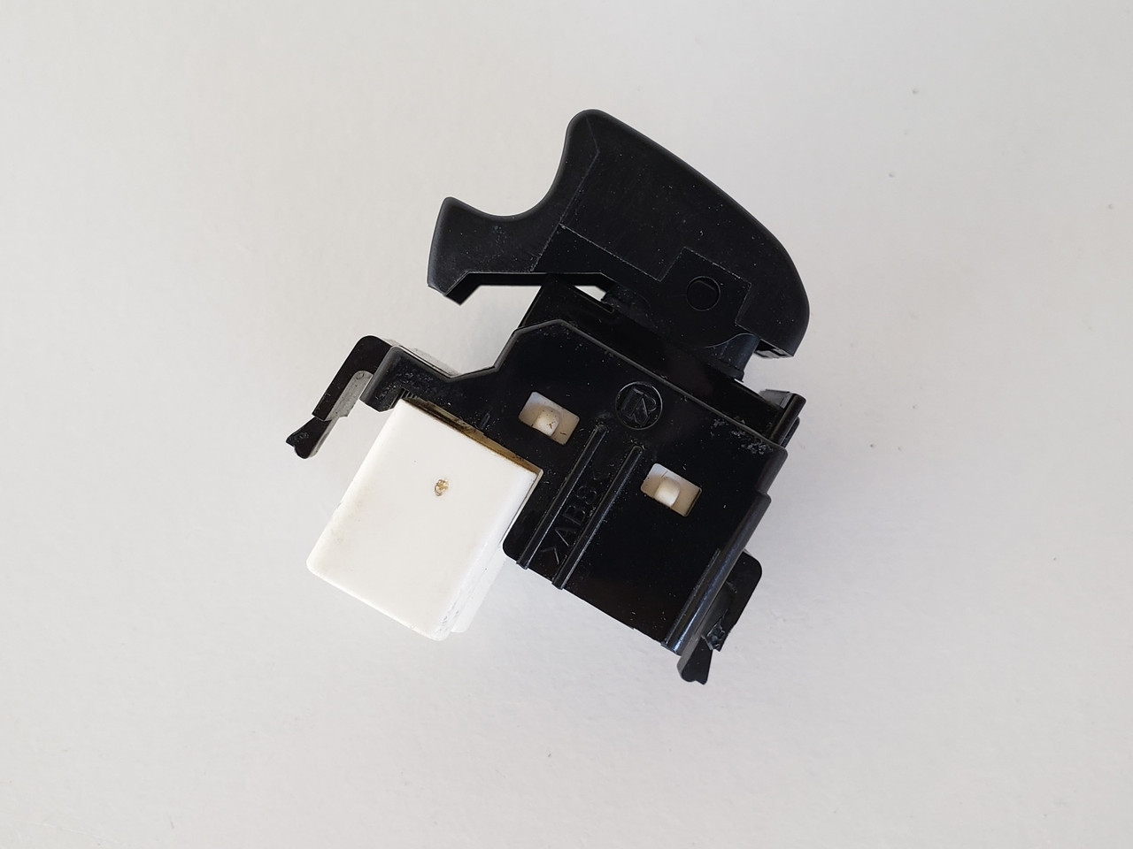 04-09 Toyota Prius Left / Right Rear Passenger Window Switch OEM