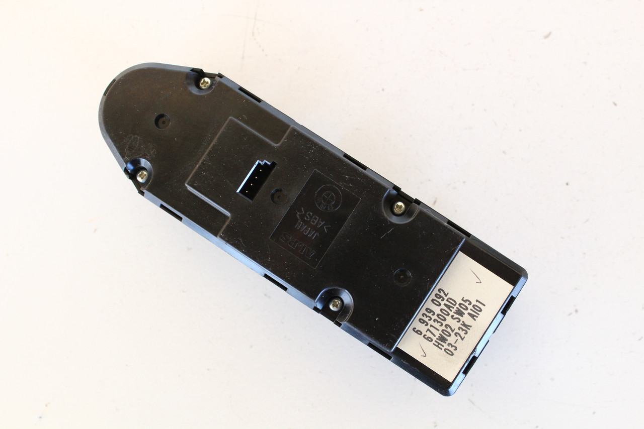 04 05 06 07 Bmw 525i 530i Drivers Side Left Master Window Switch OEM