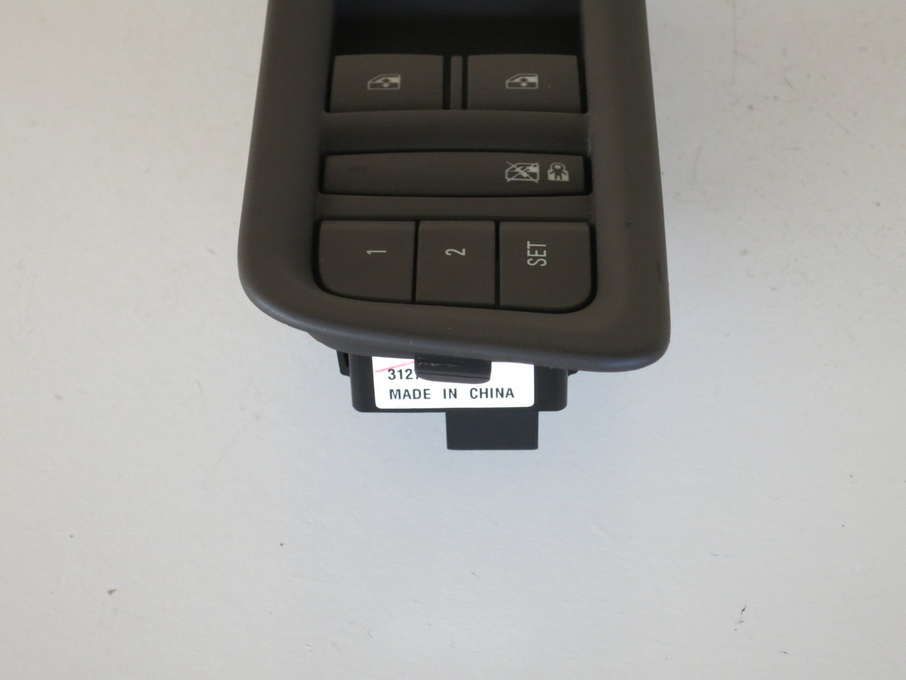 14 Buick Lacrosse Drivers Side Left Master Window Switch OEM