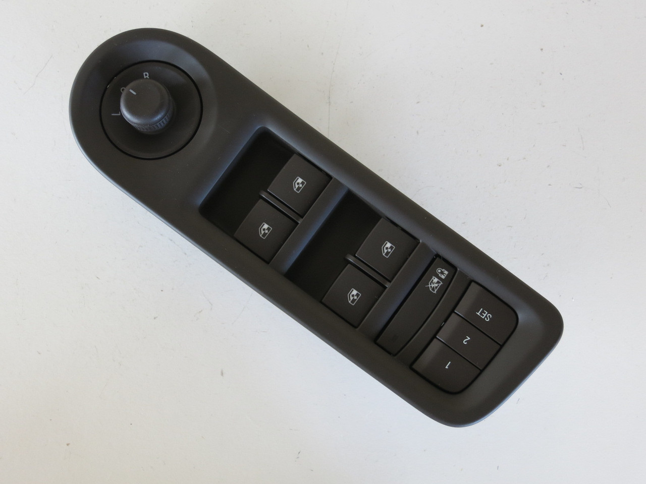 14 Buick Lacrosse Drivers Side Left Master Window Switch OEM 14 Buick Lacrosse Drivers Side Left Master Window Switch OEM